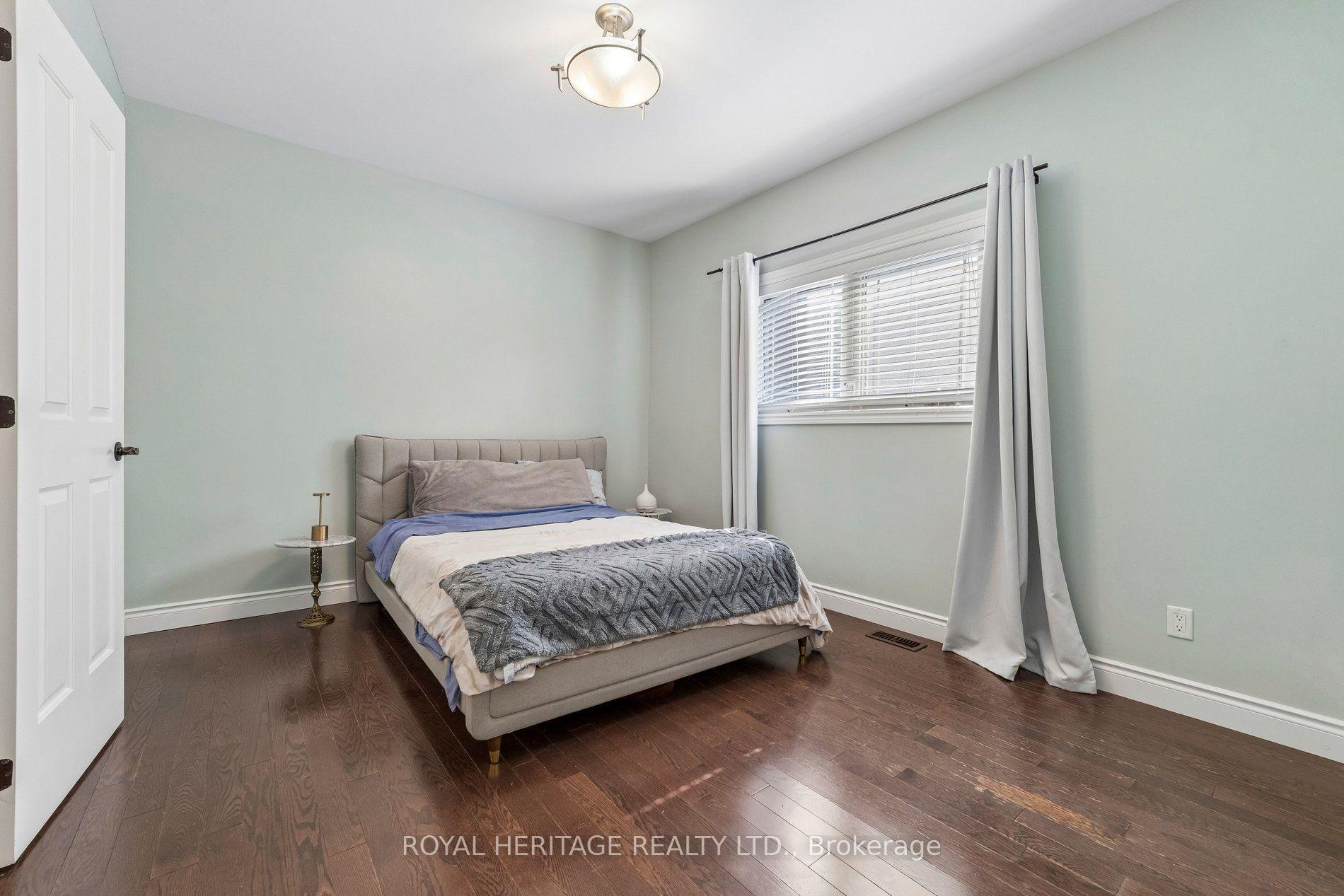 Photo 26 of 51 Gloria Crescent, Whitby, Williamsburg — HOMEH