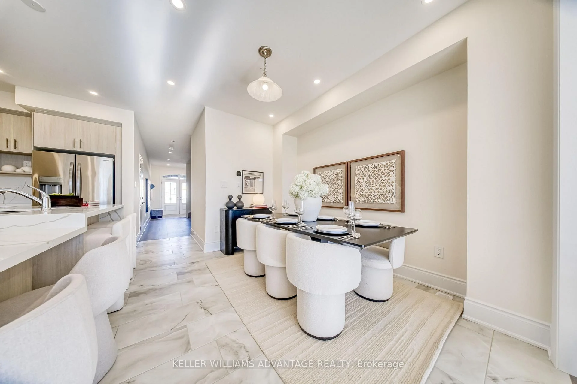 Photo 14 of Unit 10, 78 Gathering Lane, Richmond Hill, Rural Richmond Hill — HOMEH