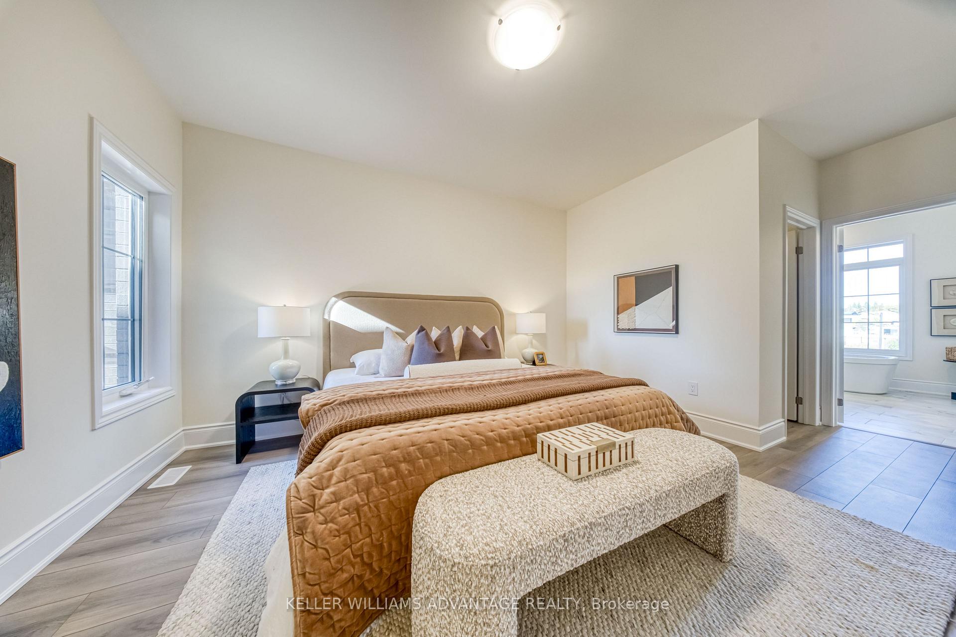 Photo 23 of Unit 10, 78 Gathering Lane, Richmond Hill, Rural Richmond Hill — HOMEH