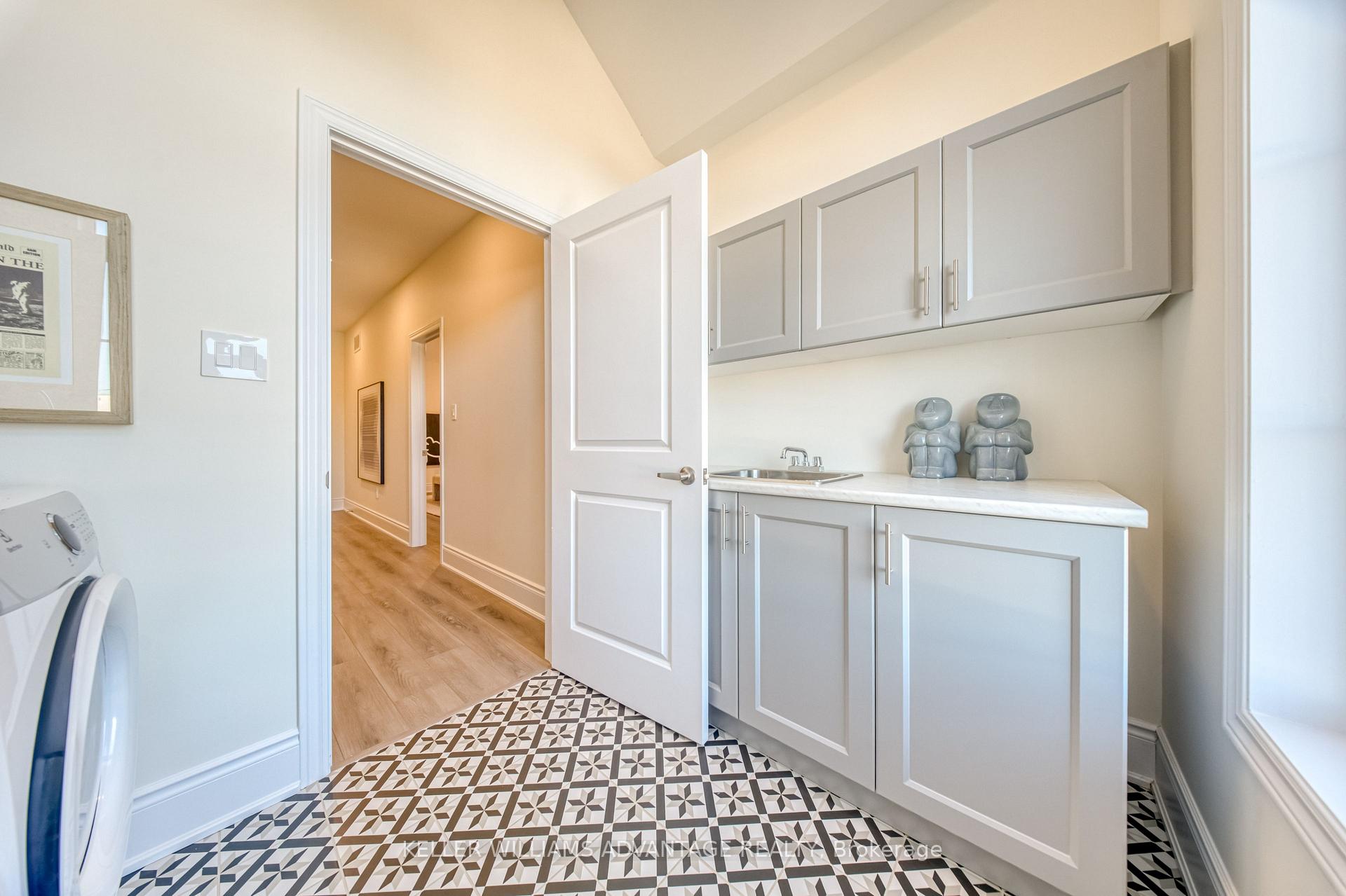 Photo 31 of Unit 10, 78 Gathering Lane, Richmond Hill, Rural Richmond Hill — HOMEH