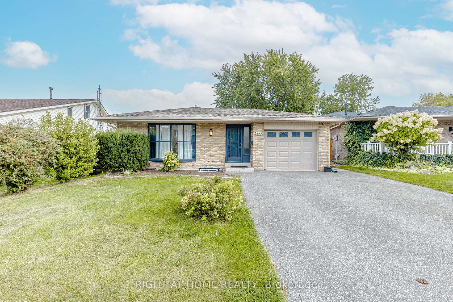 Photo of 2358 Arnold Crescent