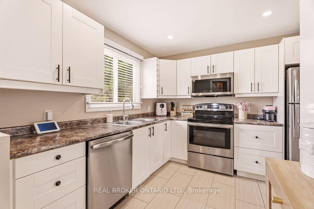 Photo 7 of 119 Teal Crescent, Ottawa, Chatelaine Village — HOMEH