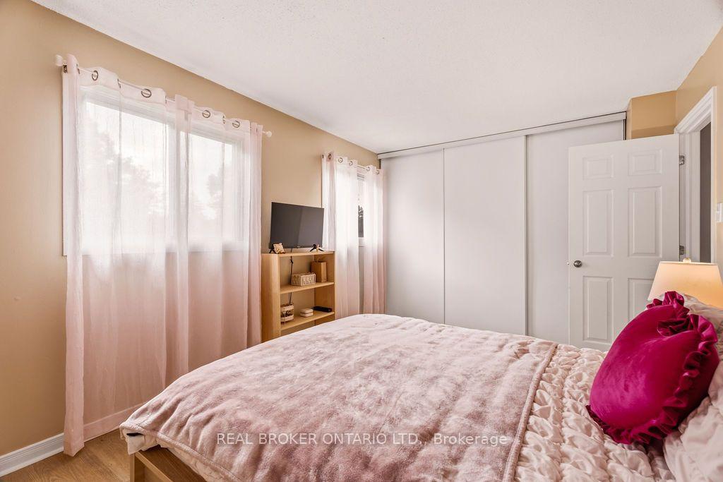 Photo 21 of 119 Teal Crescent, Ottawa, Chatelaine Village — HOMEH