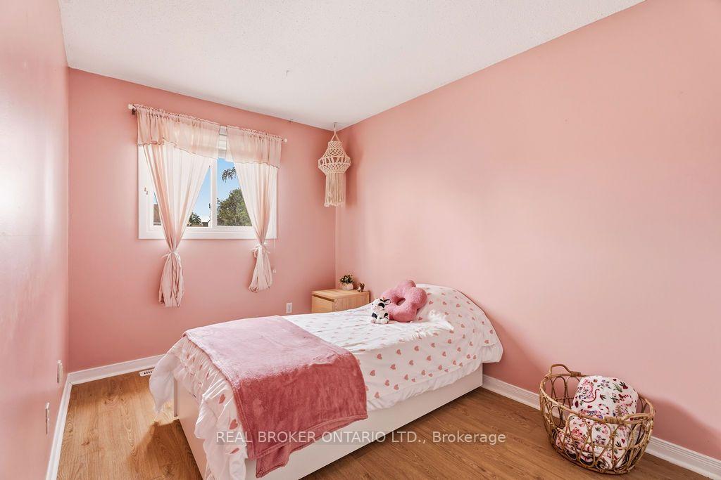 Photo 22 of 119 Teal Crescent, Ottawa, Chatelaine Village — HOMEH
