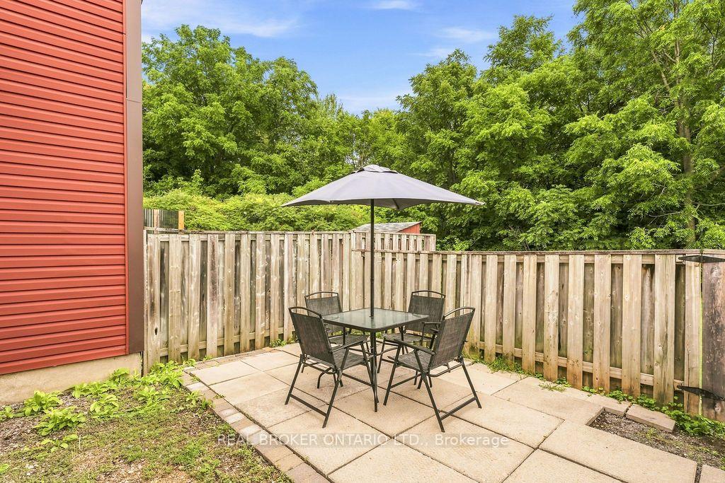 Photo 33 of 119 Teal Crescent, Ottawa, Chatelaine Village — HOMEH