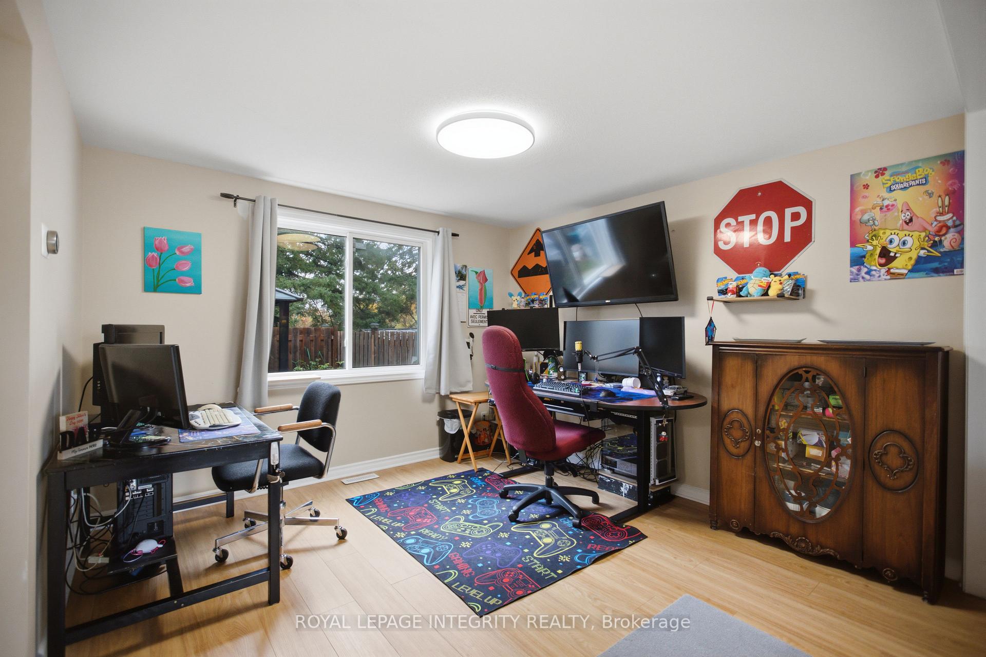 Photo 6 of 1544D Beaverpond Drive, Ottawa, Pineview — HOMEH
