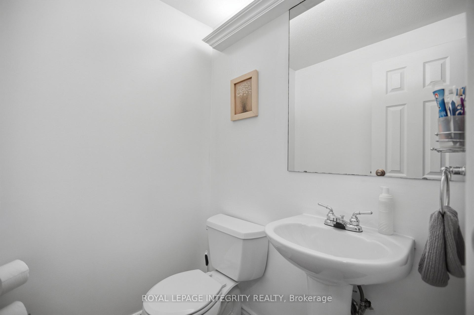 Photo 11 of 1544D Beaverpond Drive, Ottawa, Pineview — HOMEH