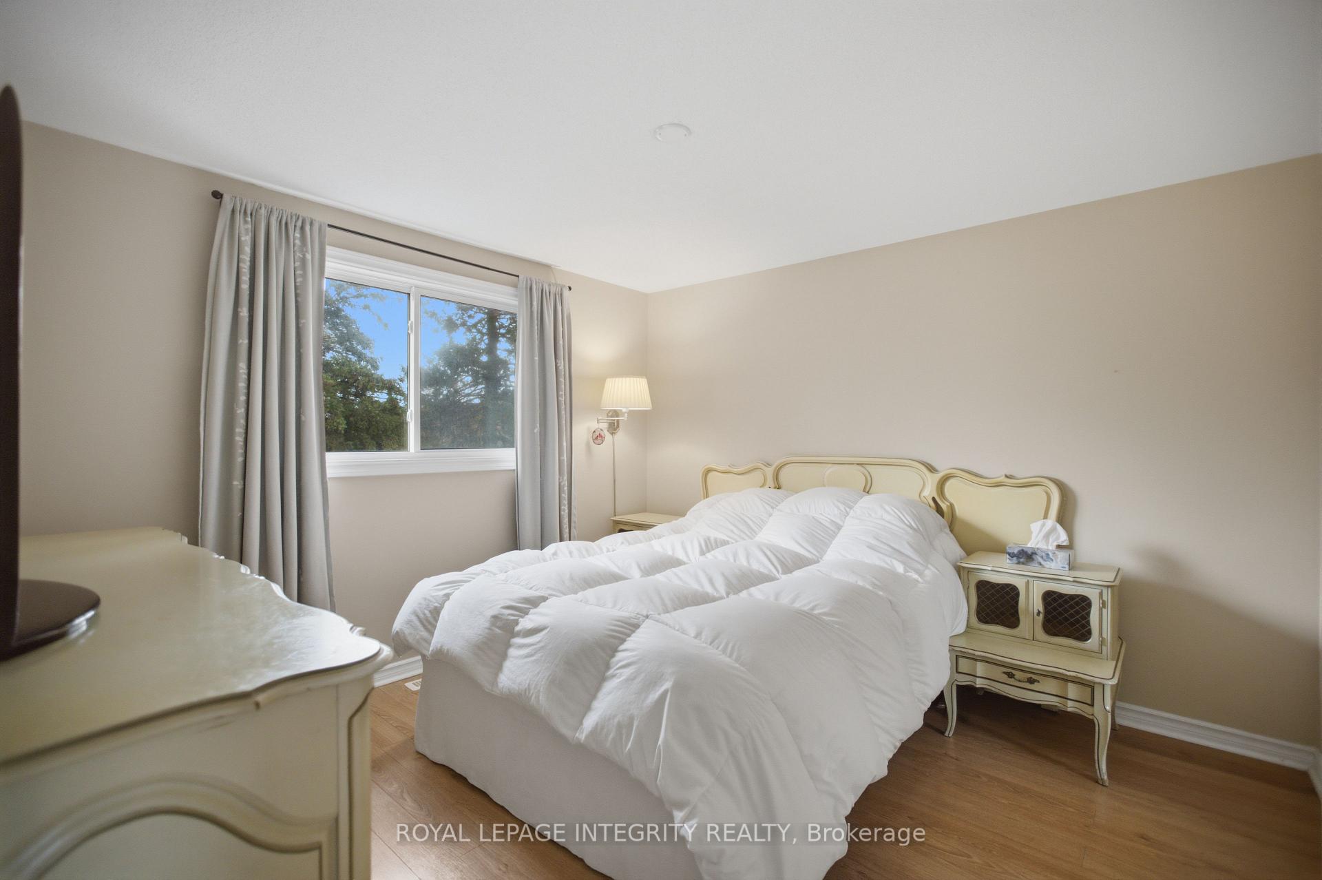 Photo 13 of 1544D Beaverpond Drive, Ottawa, Pineview — HOMEH