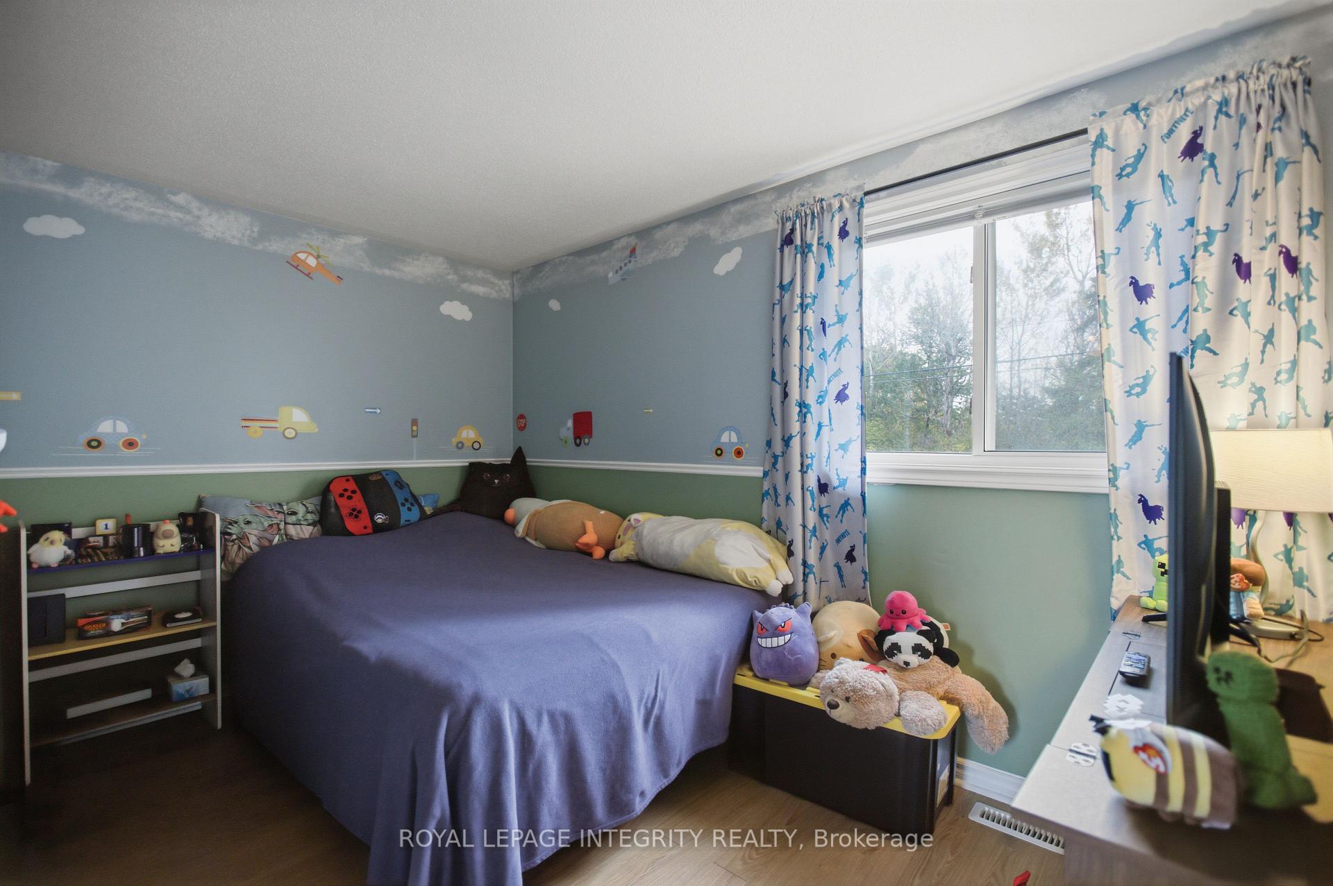 Photo 15 of 1544D Beaverpond Drive, Ottawa, Pineview — HOMEH