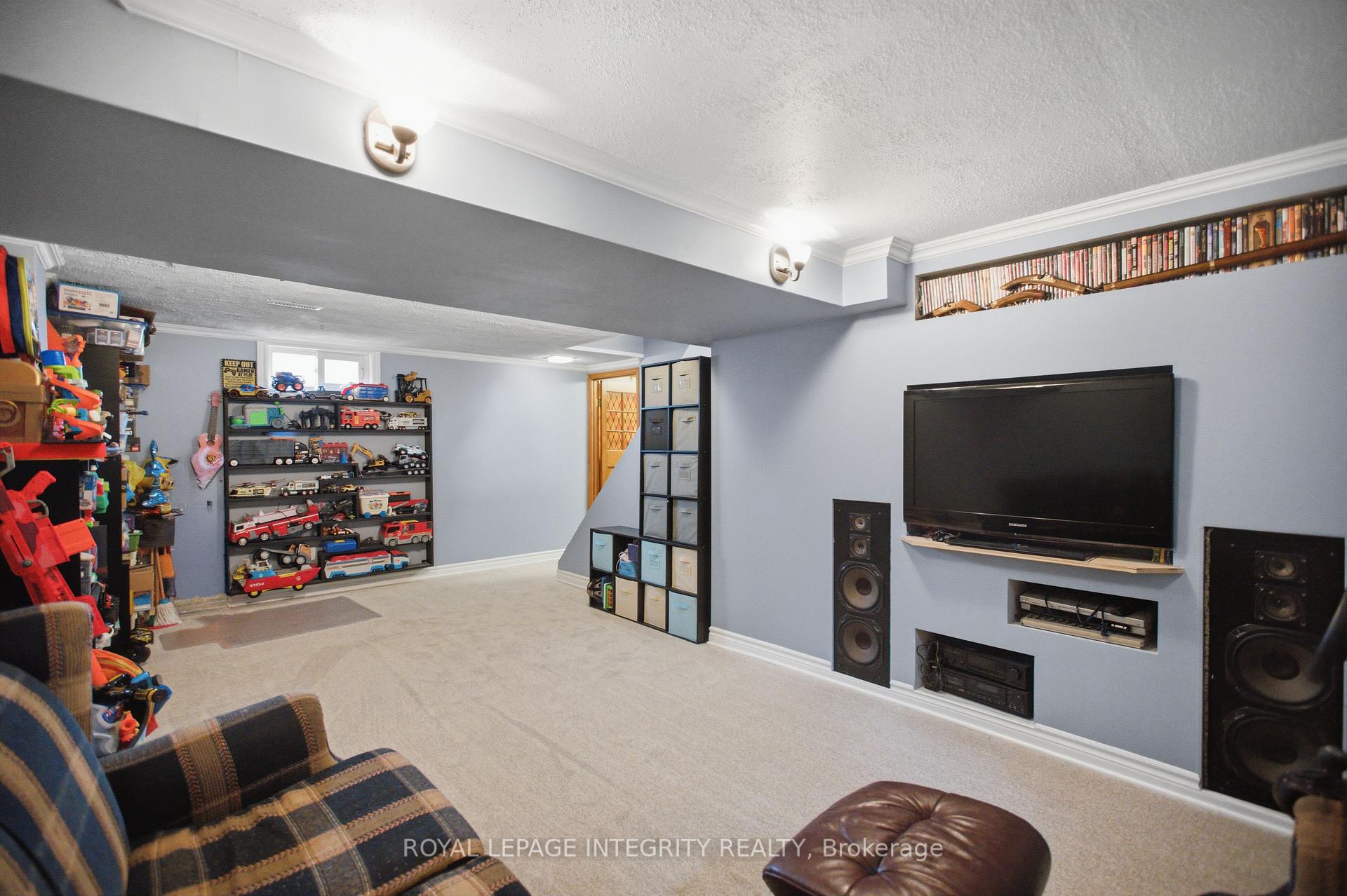 Photo 21 of 1544D Beaverpond Drive, Ottawa, Pineview — HOMEH