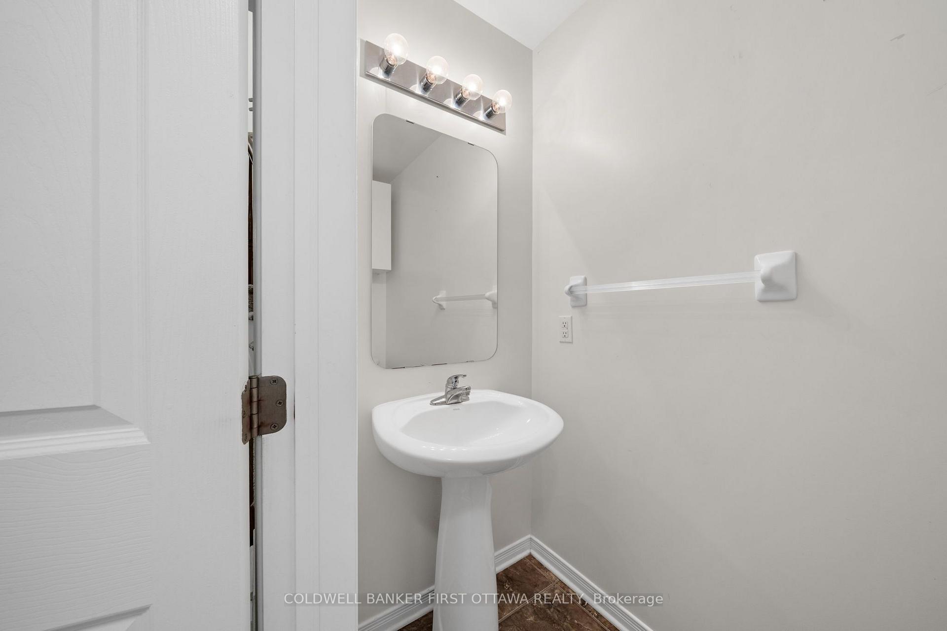 Photo 6 of 163 Romina Street, Ottawa, Kanata - Emerald Meadows/Trailwest — HOMEH