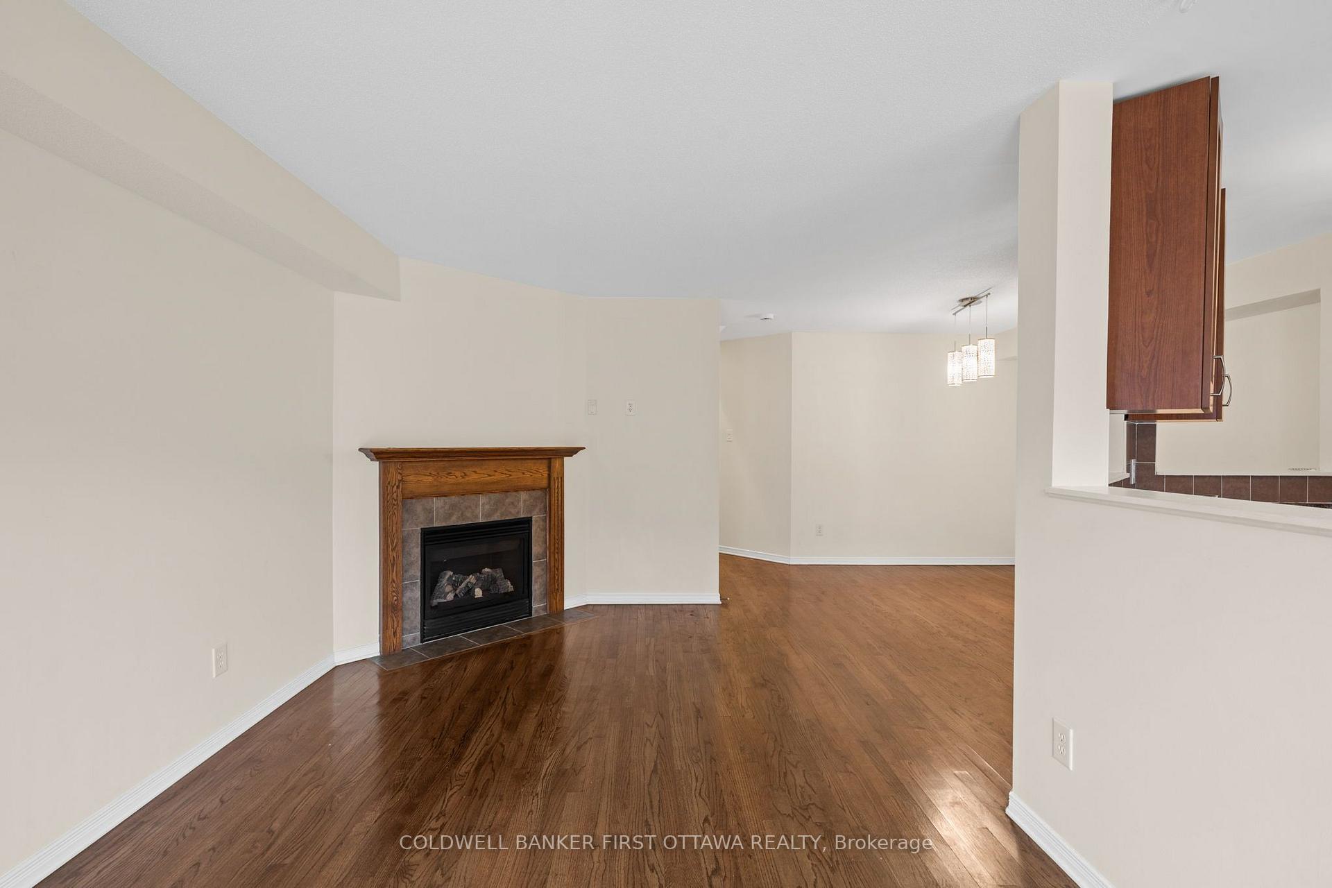Photo 14 of 163 Romina Street, Ottawa, Kanata - Emerald Meadows/Trailwest — HOMEH