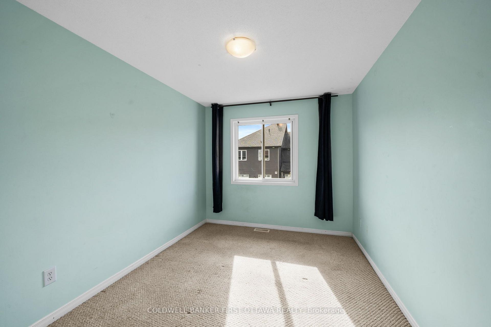 Photo 30 of 163 Romina Street, Ottawa, Kanata - Emerald Meadows/Trailwest — HOMEH