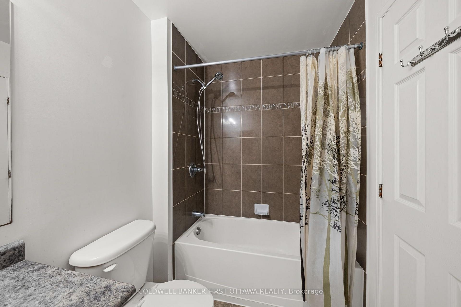 Photo 33 of 163 Romina Street, Ottawa, Kanata - Emerald Meadows/Trailwest — HOMEH