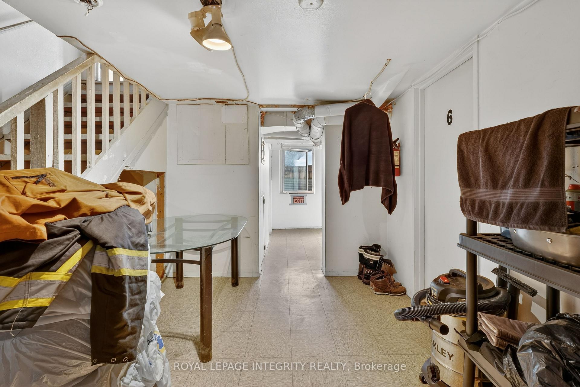 Photo 11 of 324 Queen Mary Street, Ottawa, Overbrook/Castle Heights — HOMEH