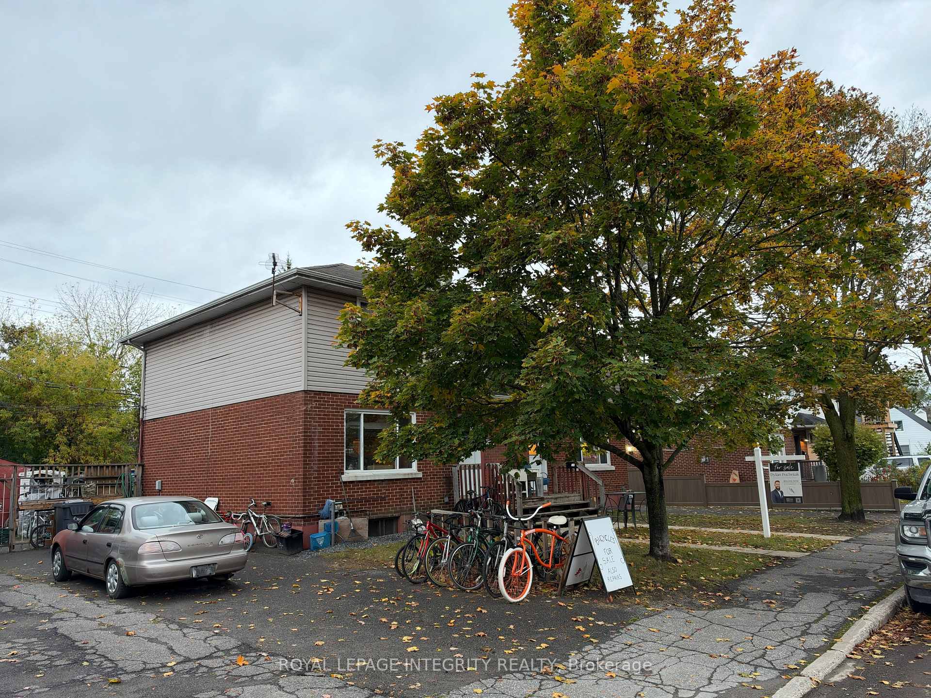 Photo 24 of 324 Queen Mary Street, Ottawa, Overbrook/Castle Heights — HOMEH