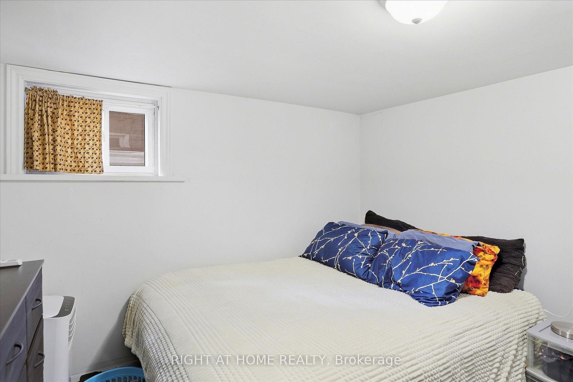 Photo 33 of 33 Melbourne Street W, Kawartha Lakes, Lindsay — HOMEH