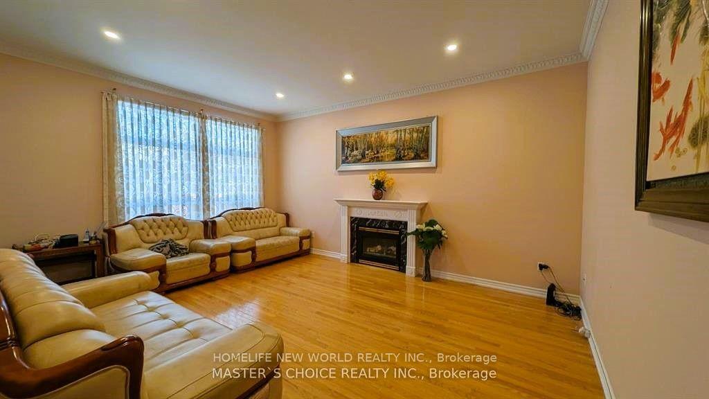 Photo 4 of 6 Farmstead Road, Richmond Hill, Rouge Woods — HOMEH