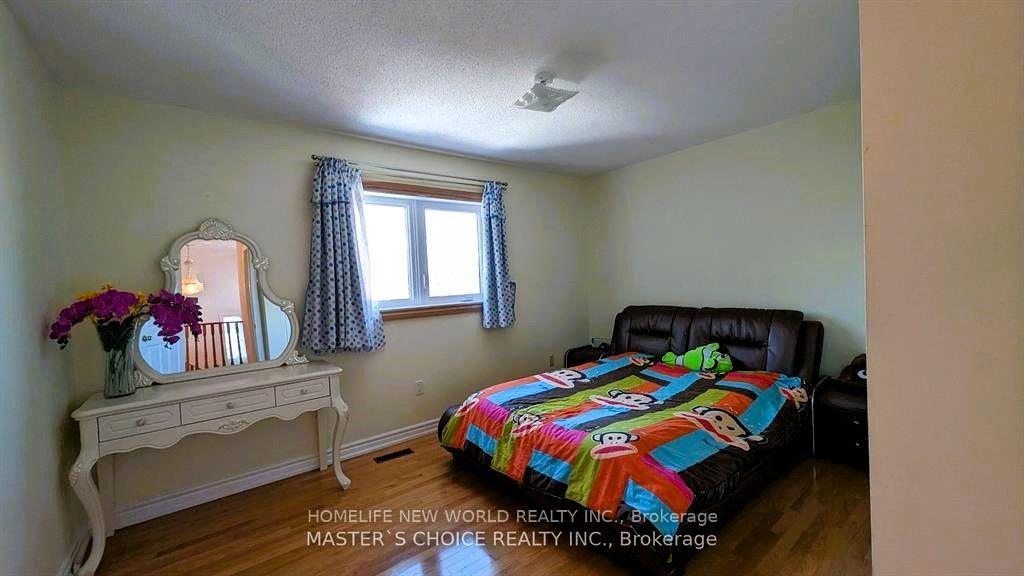 Photo 7 of 6 Farmstead Road, Richmond Hill, Rouge Woods — HOMEH