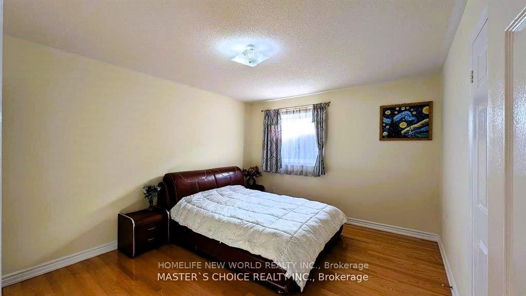 Photo 8 of 6 Farmstead Road, Richmond Hill, Rouge Woods — HOMEH