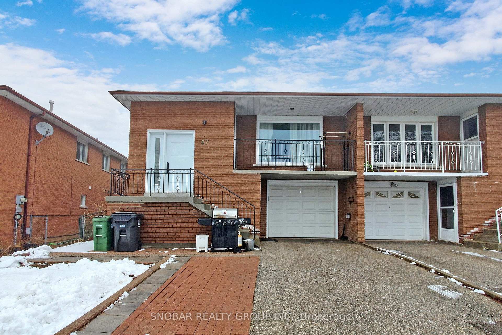 Photo of Unit Middle, 47 Crayford Drive