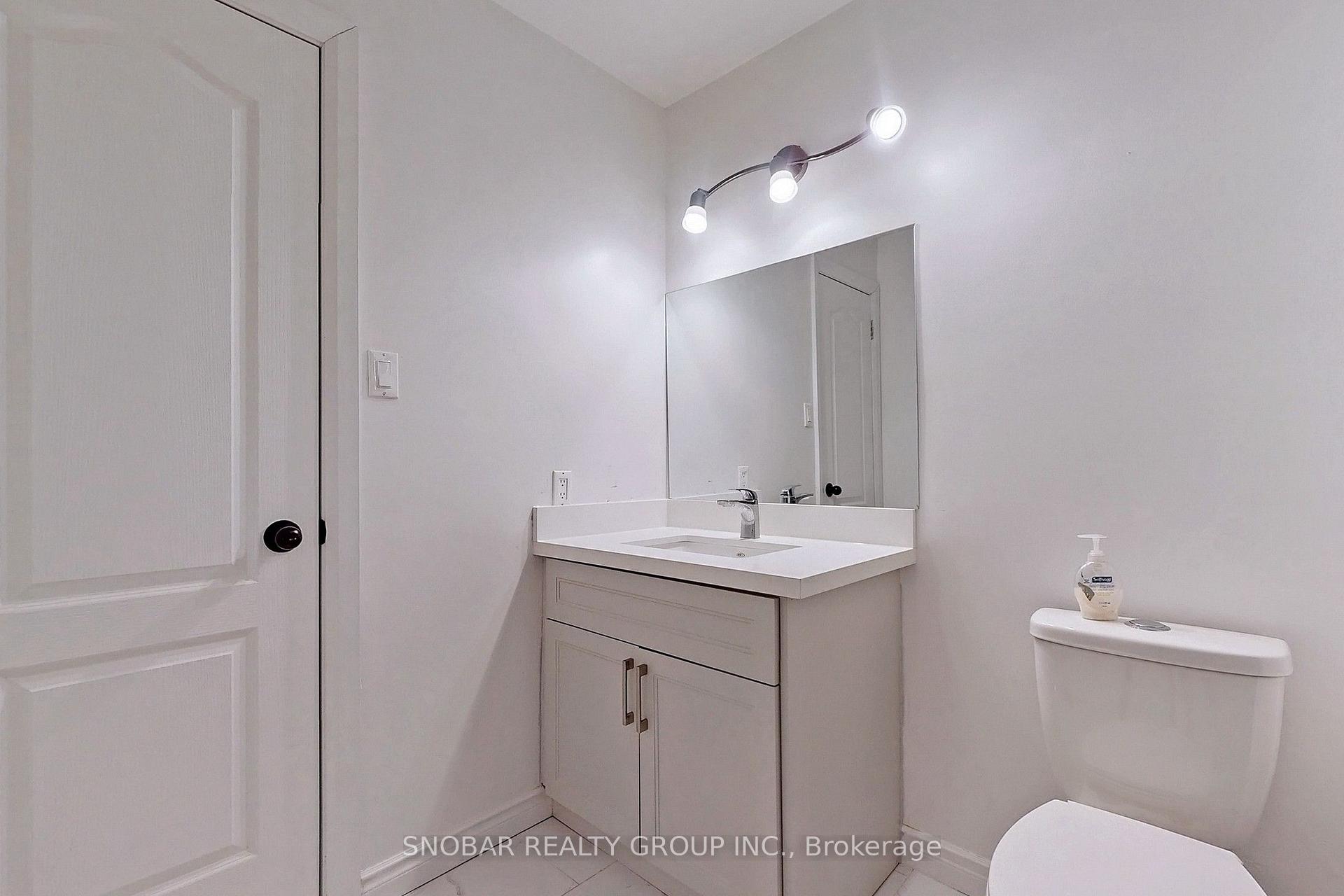 Photo 11 of Unit Middle, 47 Crayford Drive, Scarborough, Steeles — HOMEH