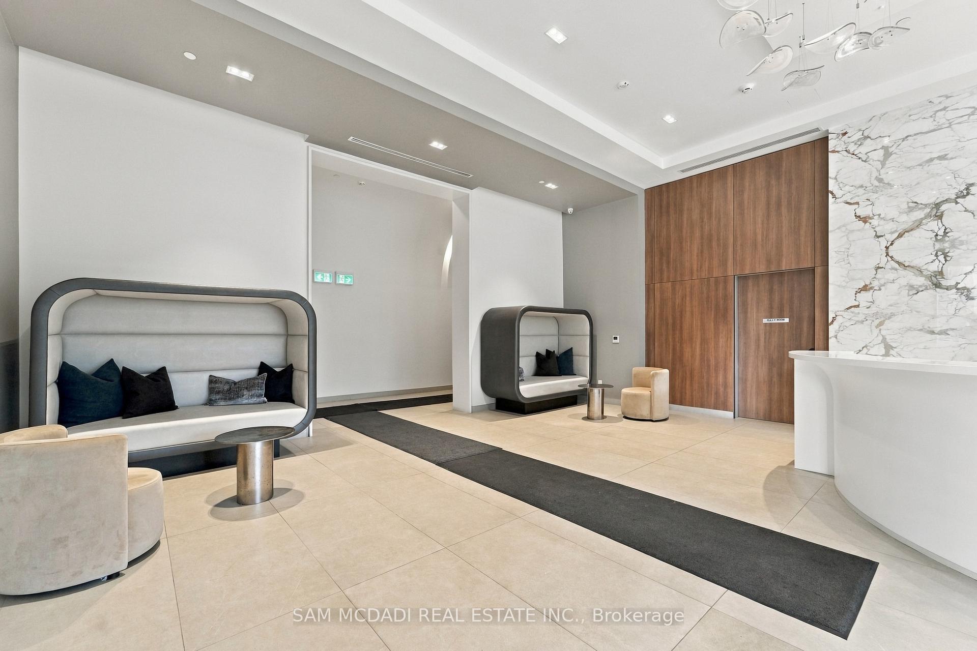 Photo 3 of Unit 2708, 2075 Lakeshore Road, Burlington, Brant — HOMEH