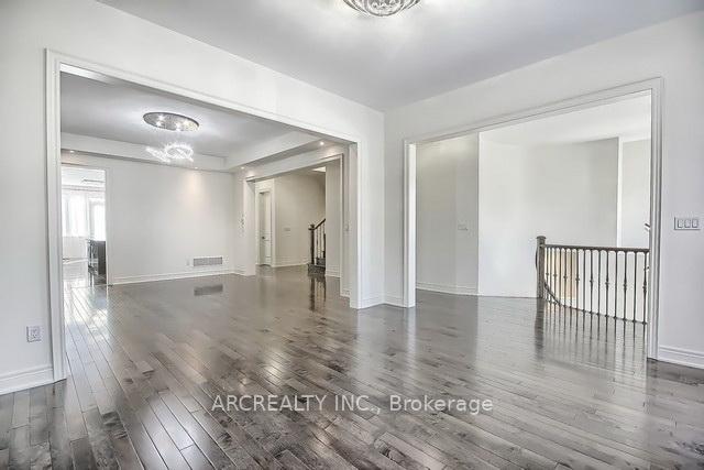 Photo 10 of 79 Baldry Avenue, Vaughan, Patterson — HOMEH