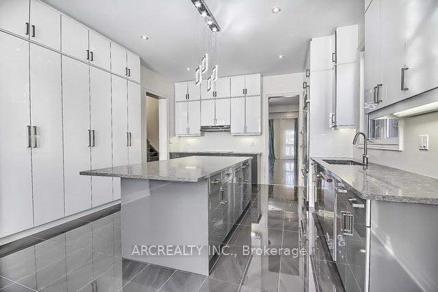 Photo 15 of 79 Baldry Avenue, Vaughan, Patterson — HOMEH
