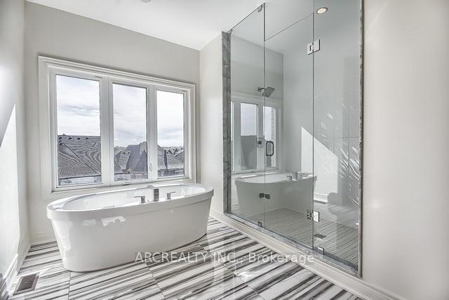 Photo 34 of 79 Baldry Avenue, Vaughan, Patterson — HOMEH
