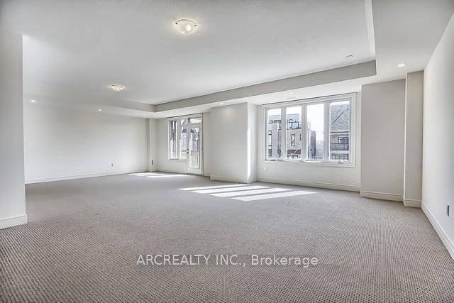 Photo 40 of 79 Baldry Avenue, Vaughan, Patterson — HOMEH