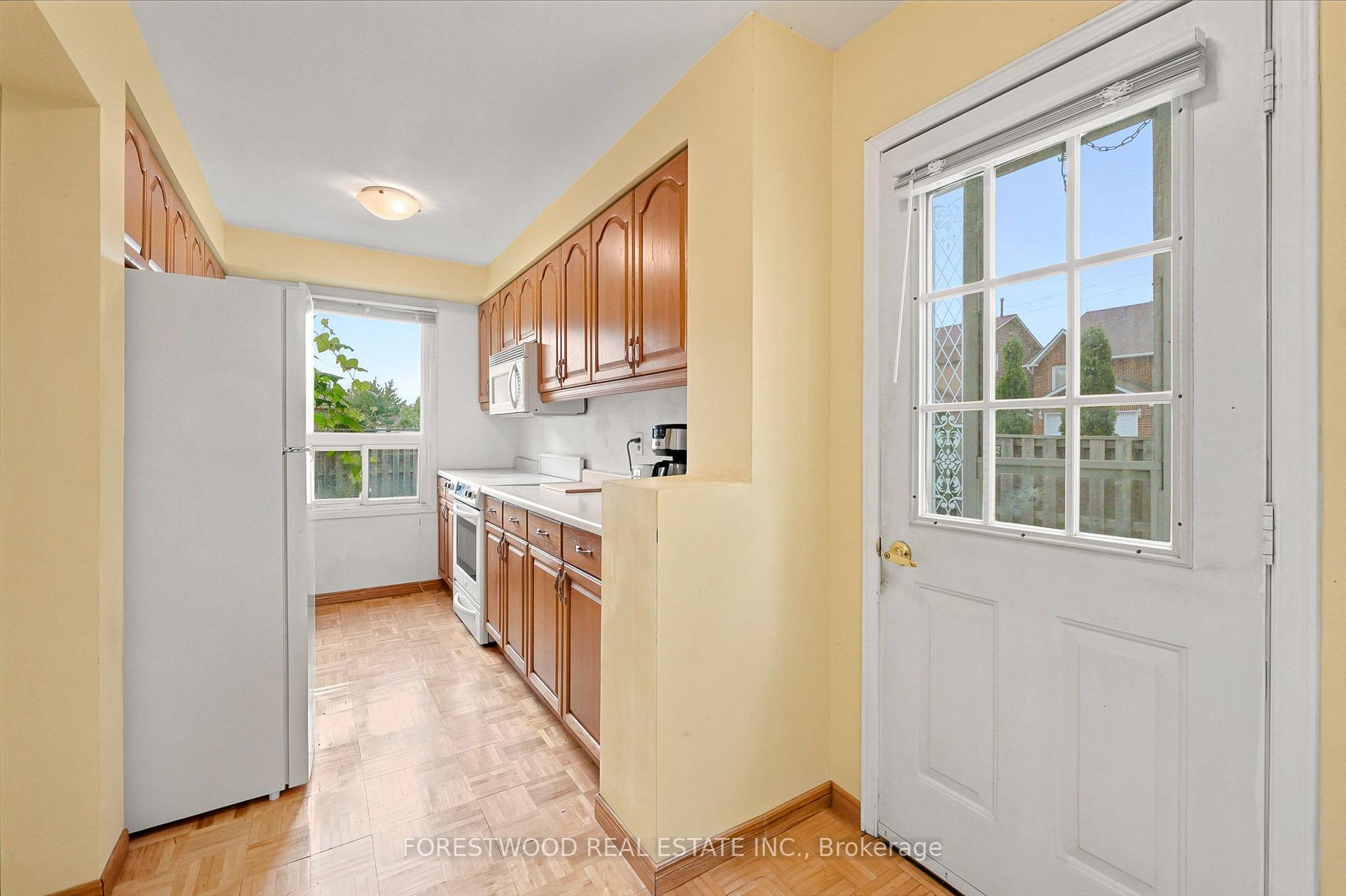 Photo 7 of 4110 Quaker Hill Drive, Mississauga, Creditview — HOMEH