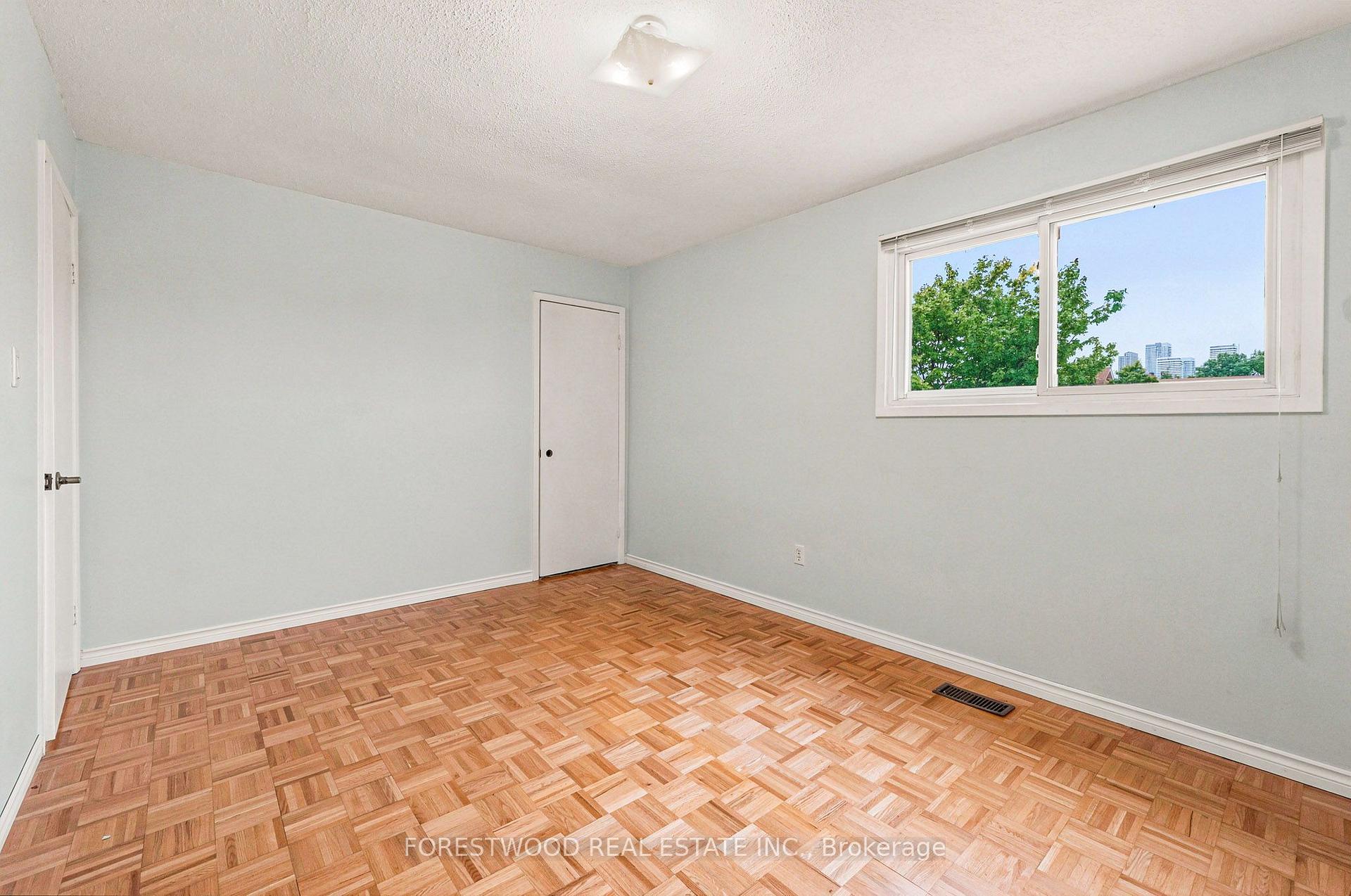 Photo 15 of 4110 Quaker Hill Drive, Mississauga, Creditview — HOMEH