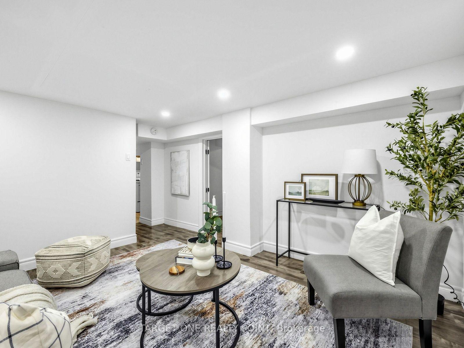 Photo 7 of 75 Gradwell Drive, Scarborough, Cliffcrest — HOMEH