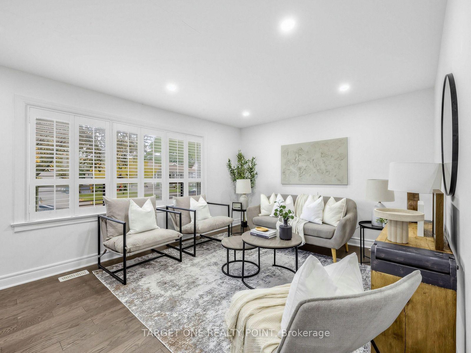 Photo 10 of 75 Gradwell Drive, Scarborough, Cliffcrest — HOMEH