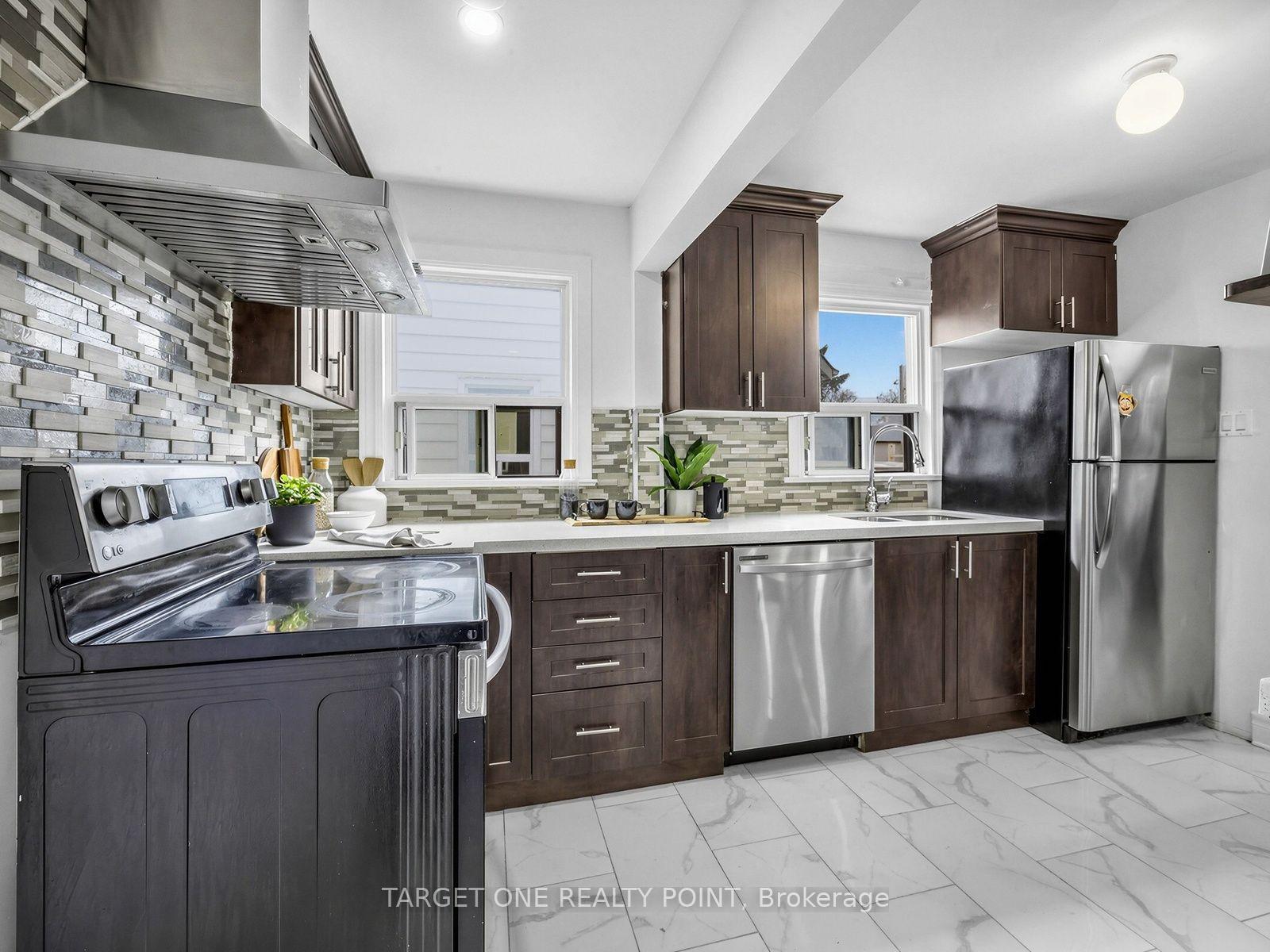 Photo 16 of 75 Gradwell Drive, Scarborough, Cliffcrest — HOMEH