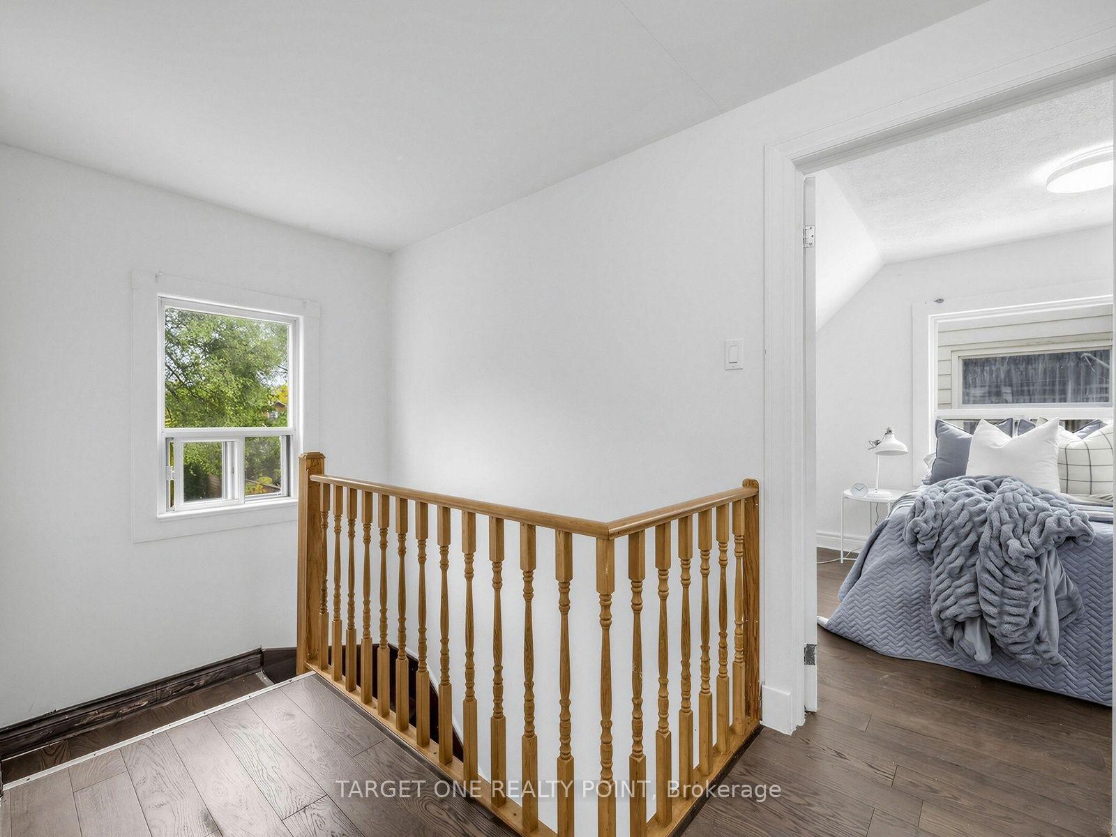 Photo 17 of 75 Gradwell Drive, Scarborough, Cliffcrest — HOMEH
