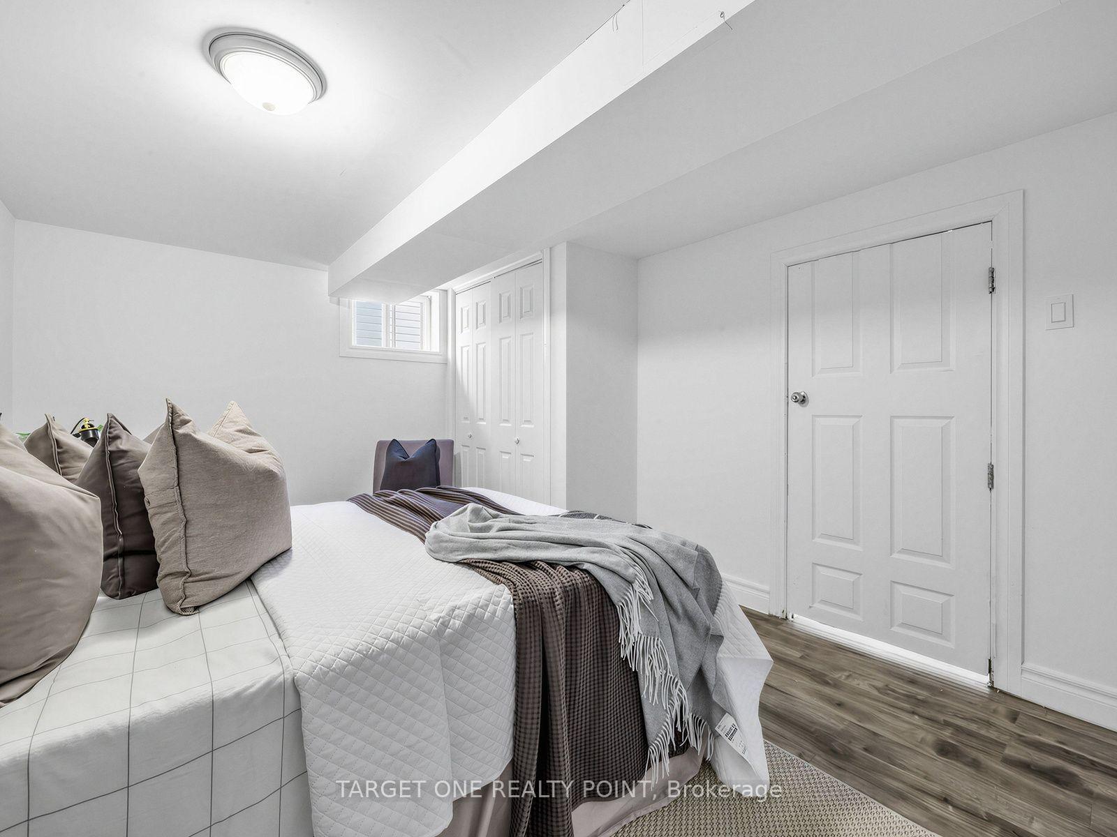 Photo 24 of 75 Gradwell Drive, Scarborough, Cliffcrest — HOMEH