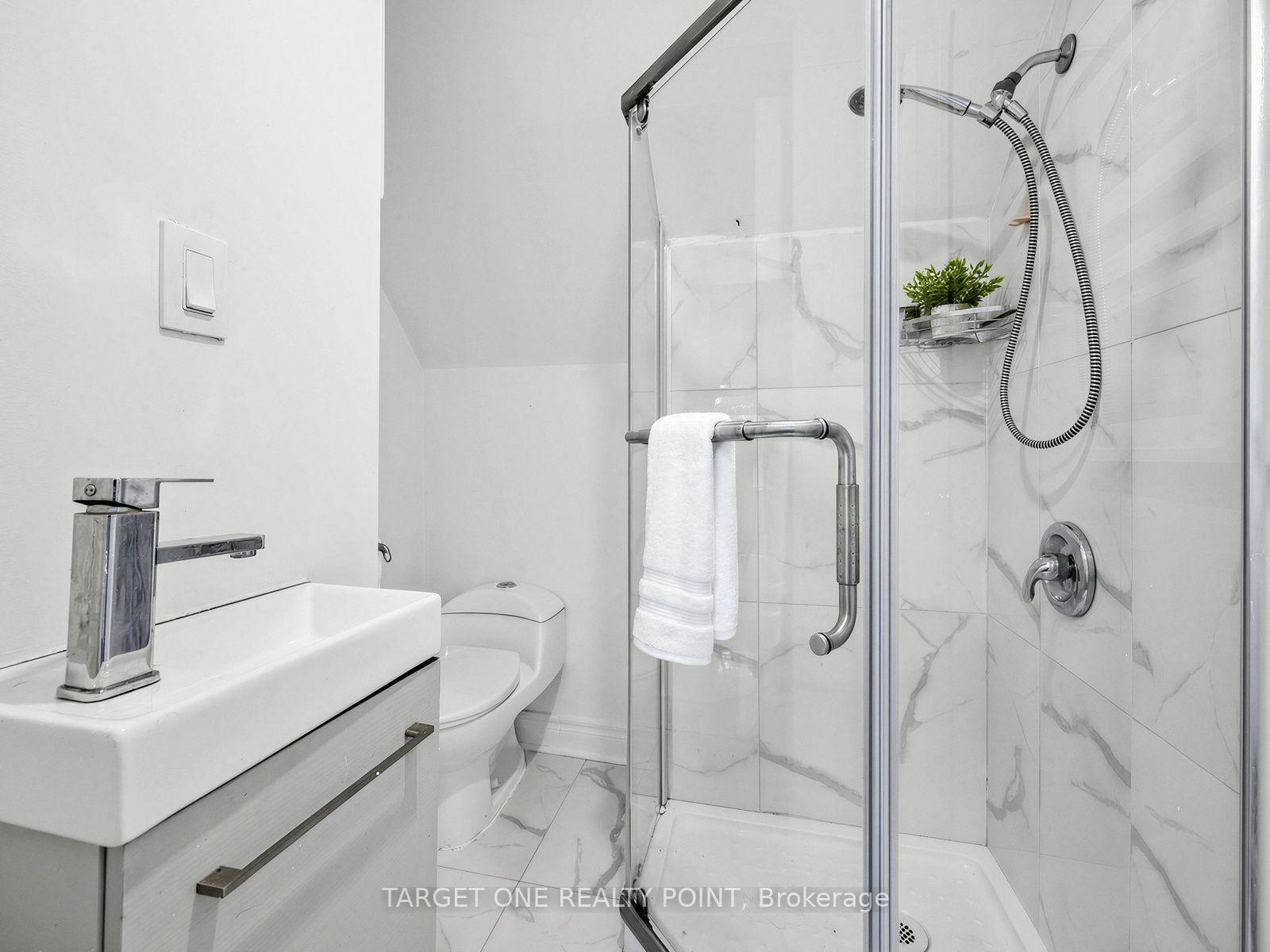 Photo 26 of 75 Gradwell Drive, Scarborough, Cliffcrest — HOMEH