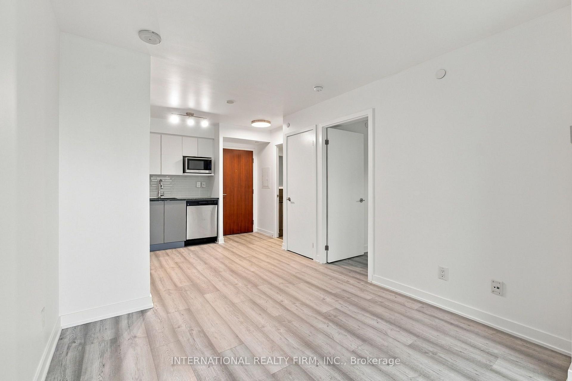 Photo 9 of Unit 320, 160 Flemington Road, North York, Yorkdale-Glen Park — HOMEH