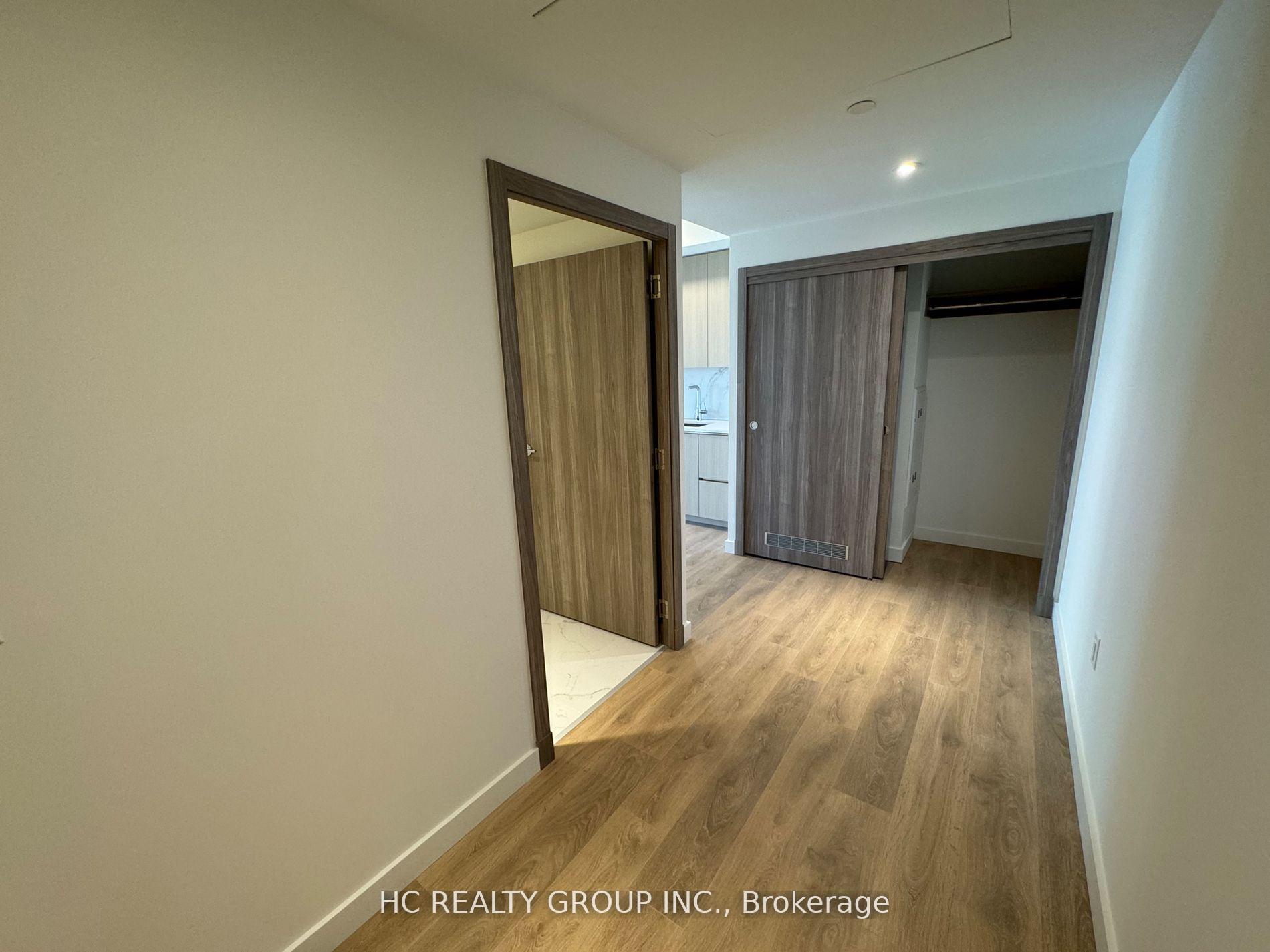 Photo 5 of Unit 2015, 27 Mcmahon Drive, North York, Bayview Village — HOMEH