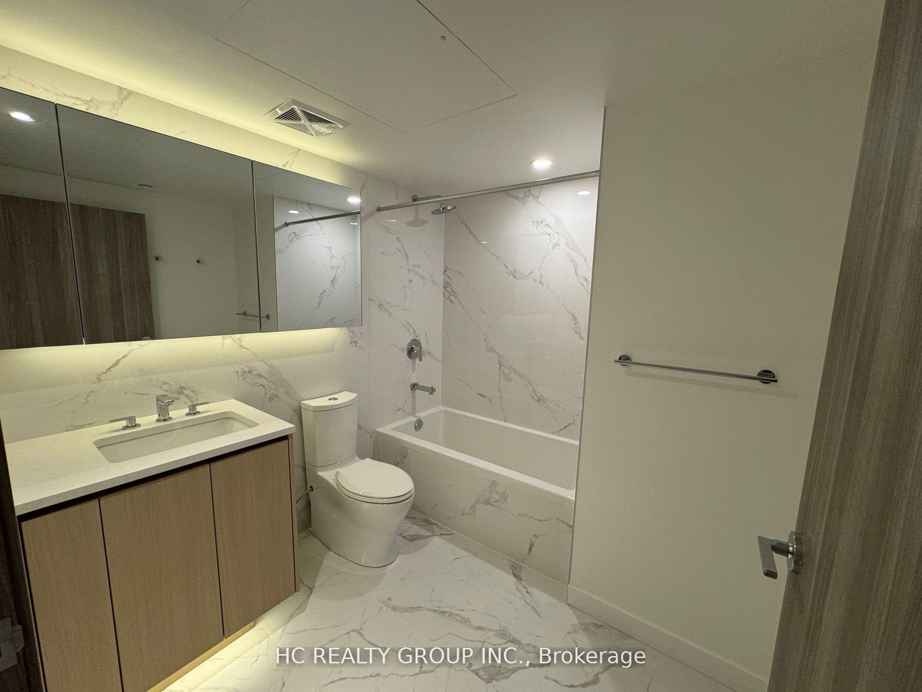 Photo 7 of Unit 2015, 27 Mcmahon Drive, North York, Bayview Village — HOMEH