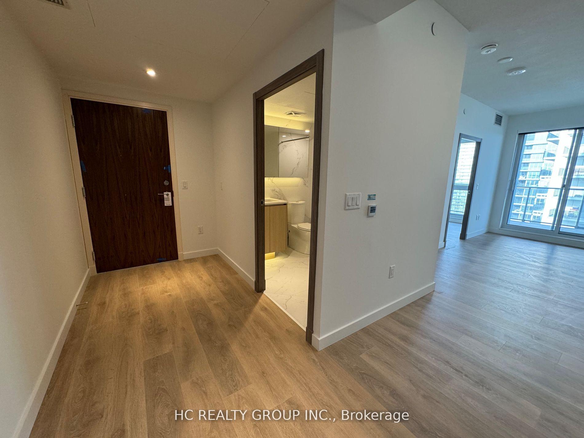 Photo 6 of Unit 2015, 27 Mcmahon Drive, North York, Bayview Village — HOMEH
