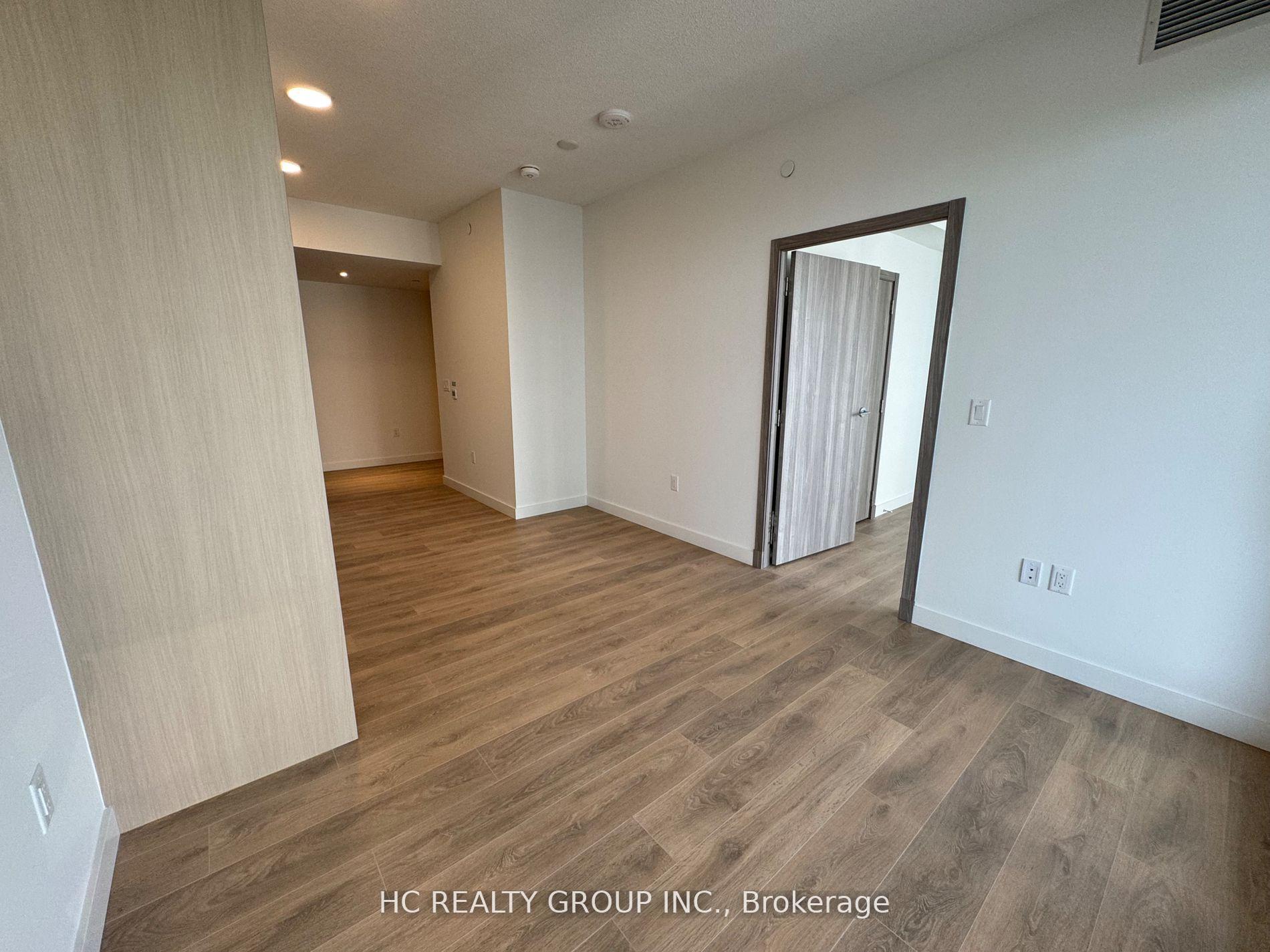 Photo 13 of Unit 2015, 27 Mcmahon Drive, North York, Bayview Village — HOMEH