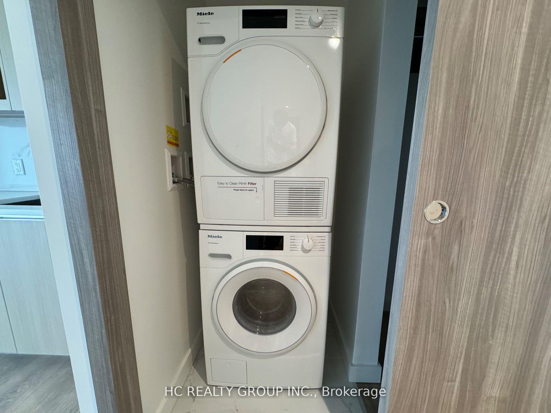 Photo 19 of Unit 2015, 27 Mcmahon Drive, North York, Bayview Village — HOMEH