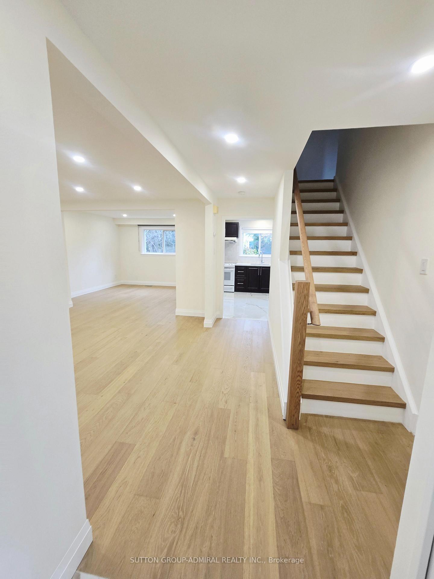 Photo 11 of 6 Shady Lane Crescent, Markham, Royal Orchard — HOMEH
