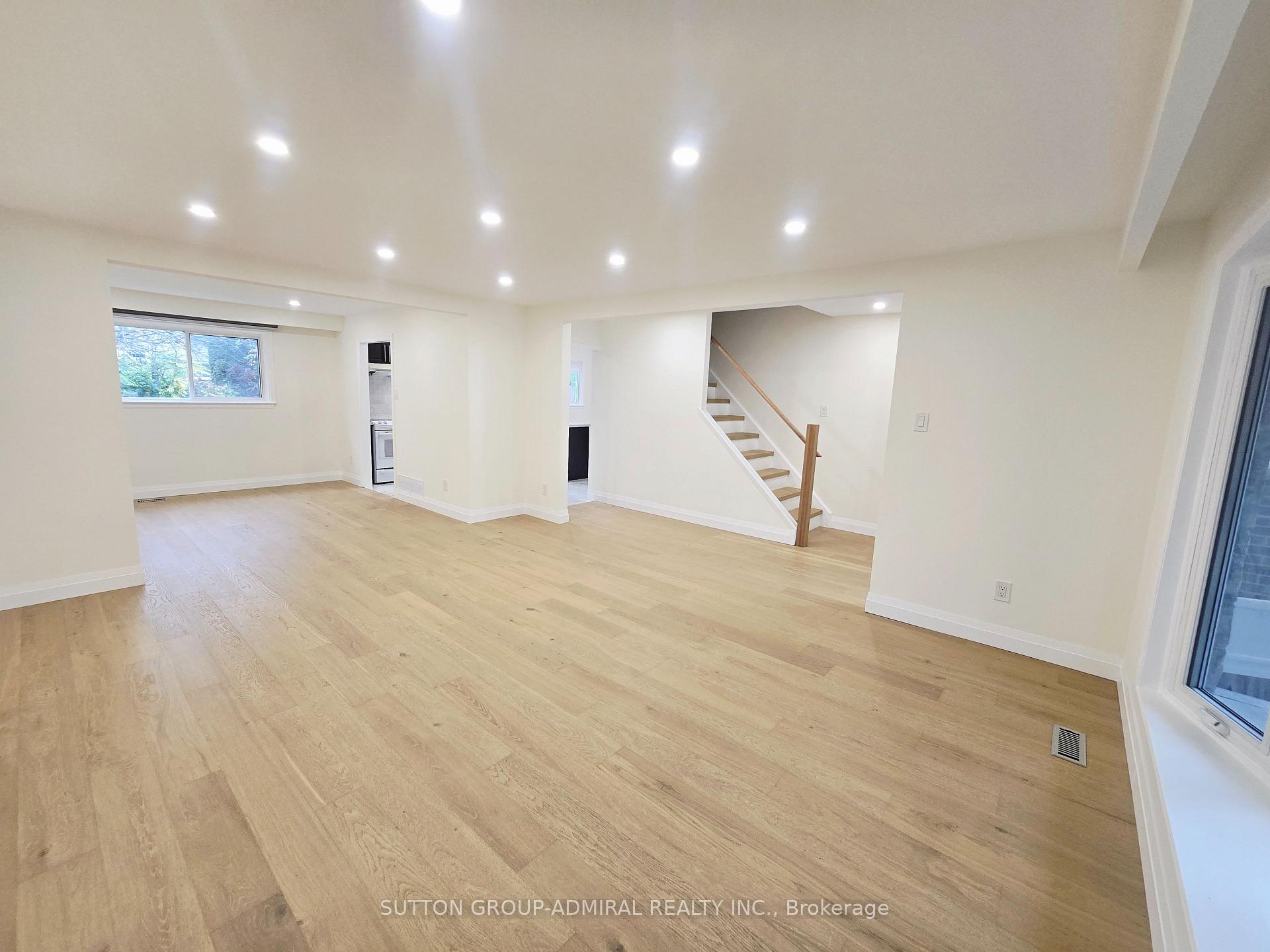 Photo 13 of 6 Shady Lane Crescent, Markham, Royal Orchard — HOMEH