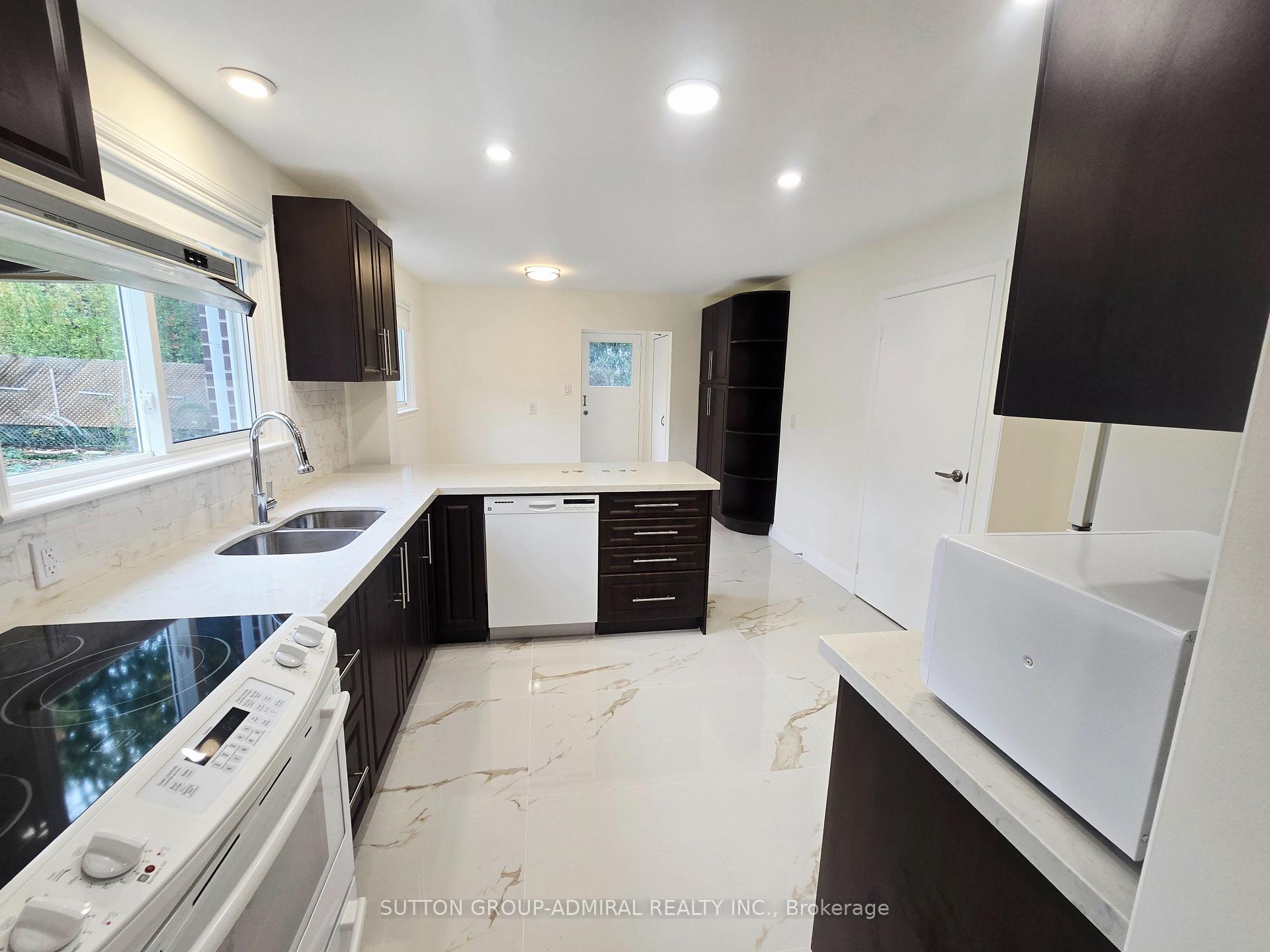 Photo 17 of 6 Shady Lane Crescent, Markham, Royal Orchard — HOMEH