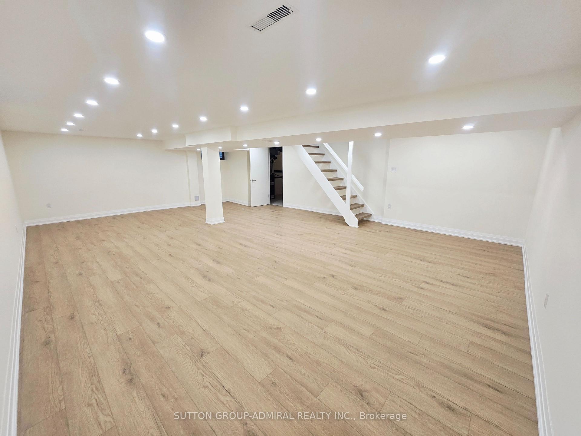 Photo 35 of 6 Shady Lane Crescent, Markham, Royal Orchard — HOMEH
