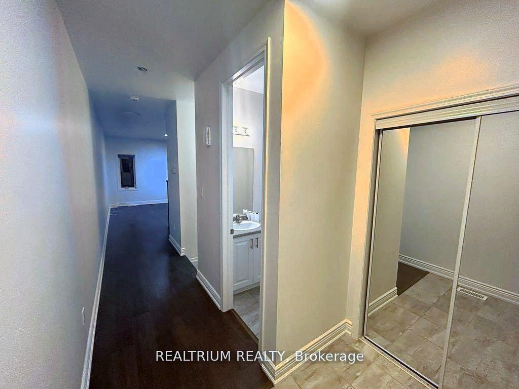 Photo 3 of 232 Diana Drive, Orillia — HOMEH